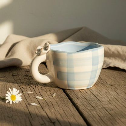 The Blue Daisy Blossom Cup