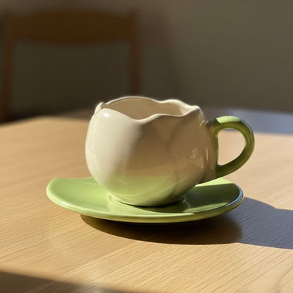Tulip Cup & Saucer Set