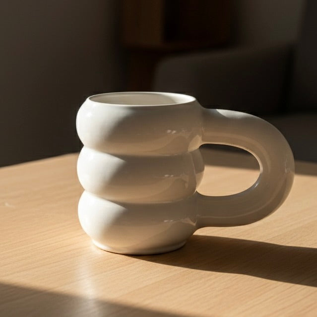The Pearl Bubble Handle Mug